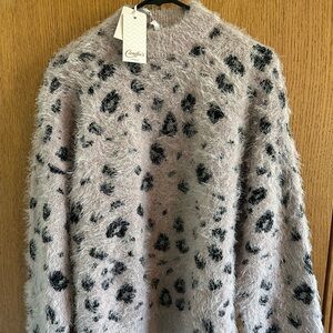 Juniors sweater size XXL brand new